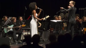 Leiten Frauen ein Orchester anders als Männer?