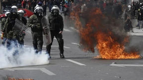 Gewaltsamer Protest nach Zugkatastrophe