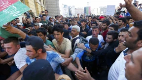 Wütender Protest gegen Polizeiblockade in Budapest
