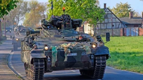 Warum breite Straßen und hohe Tunnel der Abschreckung dienen