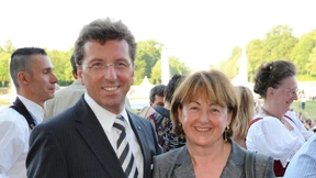 Es bleibt in  der Familie