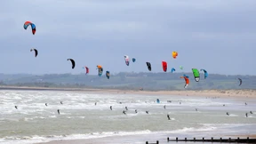 Eine Tonne Kokain an englischen Stränden angeschwemmt