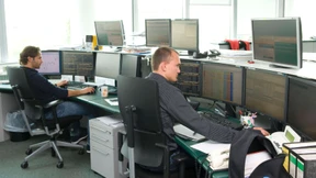 Privatanleger setzen verstärkt auf fallende Kurse 