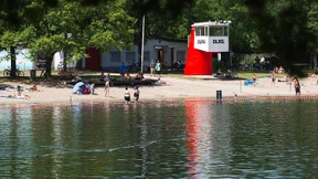 Ein Hausmeister ist kein Rettungsschwimmer