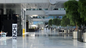 Enttäuschte und Zufriedene in The Squaire