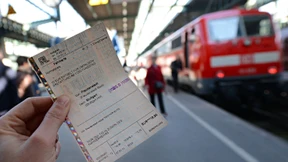 Schaffner ergaunert 22.000 Euro mit falschen Tickets