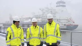 Scholz und Habeck werben auf Rügen für ein neues LNG-Terminal