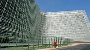 EU-Gehälter steigen automatisch mit der Inflation