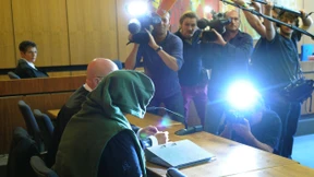 Krankenpfleger wegen Vergewaltigung betäubter Kinder vor Gericht