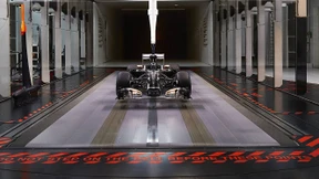 Die Rennwagenklinik von Mercedes