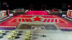 Nordkorea hält Militärparade ab