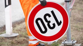 Männer fühlen sich im Verkehr sicherer als Frauen