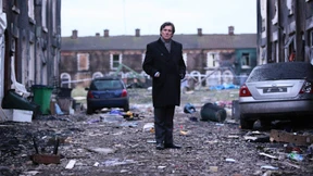 Der Premier zieht in den Krieg