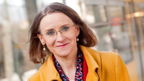 Frau Nikutta ist schon am Zug