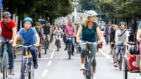 Tausende demonstrieren gegen die IAA in München