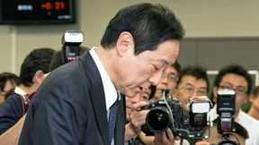 Japanischer Bankchef  muss 6 Monate auf Gehalt verzichten