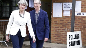 Briten wetten auf May