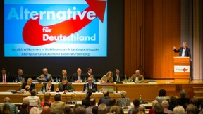 Auf alles einschlagen