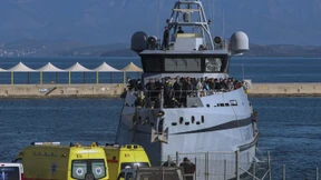 Elf Menschen nach Feuer auf Mittelmeer-Fähre vor Korfu vermisst