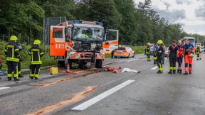 Sieben Verletzte nach Unfall mit Feuerwehrauto