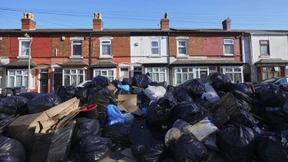 Britische Regierung will Englands Gemeinden retten