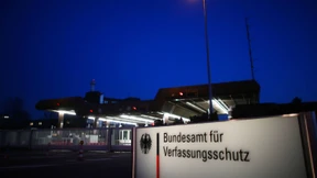 Verfassungsschutz verschickt Zehntausende „stille SMS“