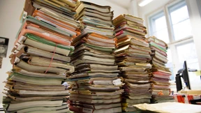 Arbeitgeber klagen gegen Milliarden-Zahlungen