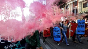 Italiener demonstrieren gegen Sparmaßnahmen