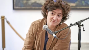 Schnee, der auf Schmerzen fällt