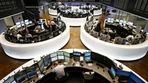 Dax überspringt erstmals 11.000 Punkte