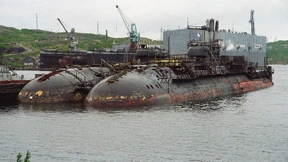 Geeint nur am nuklearen Grab