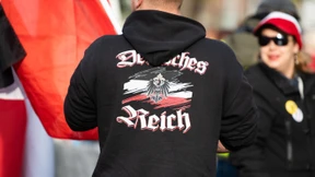 „Reichsbürger“ sind gut vernetzt unter Staatsskeptikern