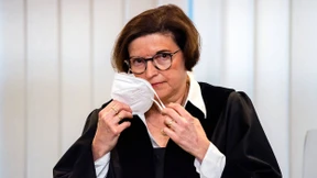 Die Richterin ging an die Grenze