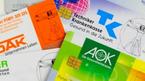 Krankenkassen horten Geld 