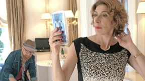 Sie arbeitet an ihrer inneren Schönheit