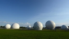 Großbaustelle Geheimdienstkontrolle