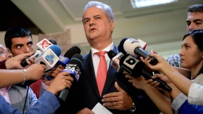 Nastase unternimmt Suizidversuch 