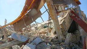 Fast 50 Tote bei Angriffen auf Schulen und Kliniken