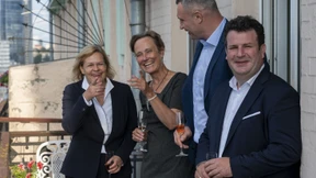 Sektfoto aus dem Krieg