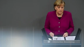 Merkel droht Unternehmen mit regulatorischen Maßnahmen