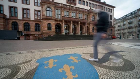 Schwarzer Peter in Wiesbaden