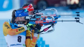 Drei Männer mit 17 Fahrkarten