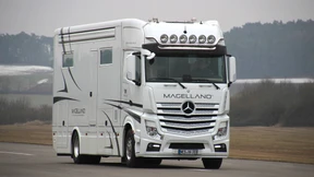 Der Riese für die Reise