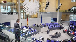 Wie die AfD die Zahlen zu Impfnebenwirkungen umdeutet