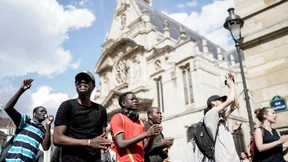 „Schwarzwesten“ besetzen Panthéon