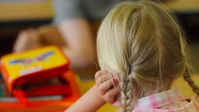 Auf Schulverweigerung der Eltern steht Haftstrafe