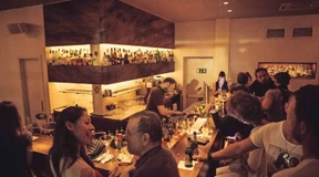 Mit jedem Schluck ein bisschen attraktiver