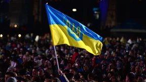 Salut vor der Flagge 