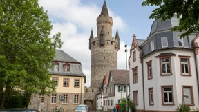 Stadt Friedberg verkauft sich unter Wert