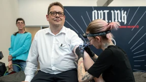 „Wir geben uns mit Tattoos als Spender zu erkennen“